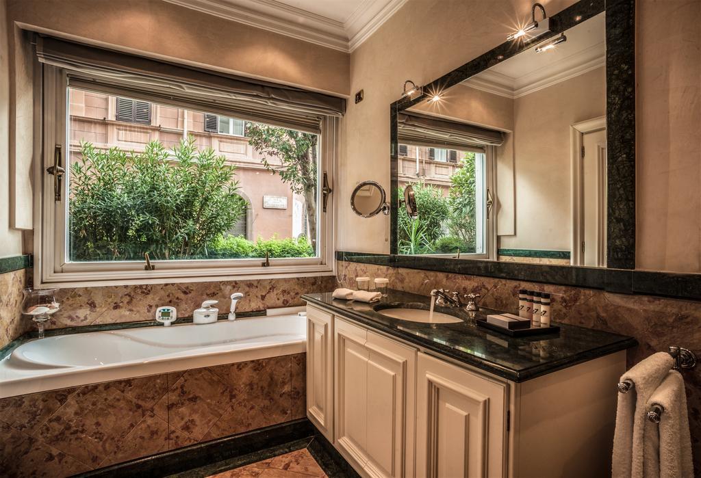 47Luxury Suites - Colosseo Ρώμη Δωμάτιο φωτογραφία