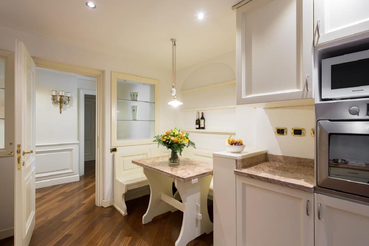 47Luxury Suites - Colosseo Ρώμη Εξωτερικό φωτογραφία